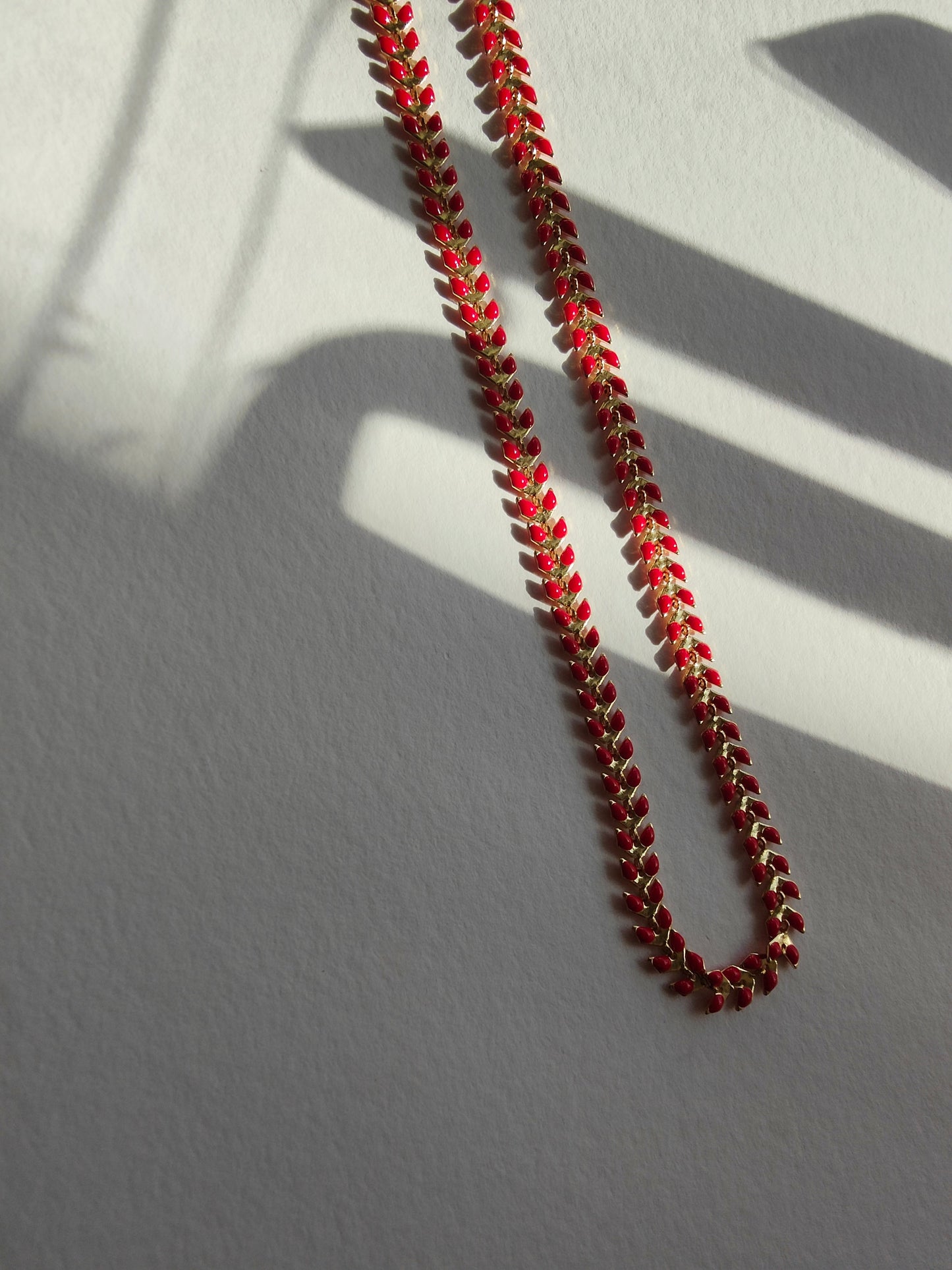 RED CROWN NECKLACE