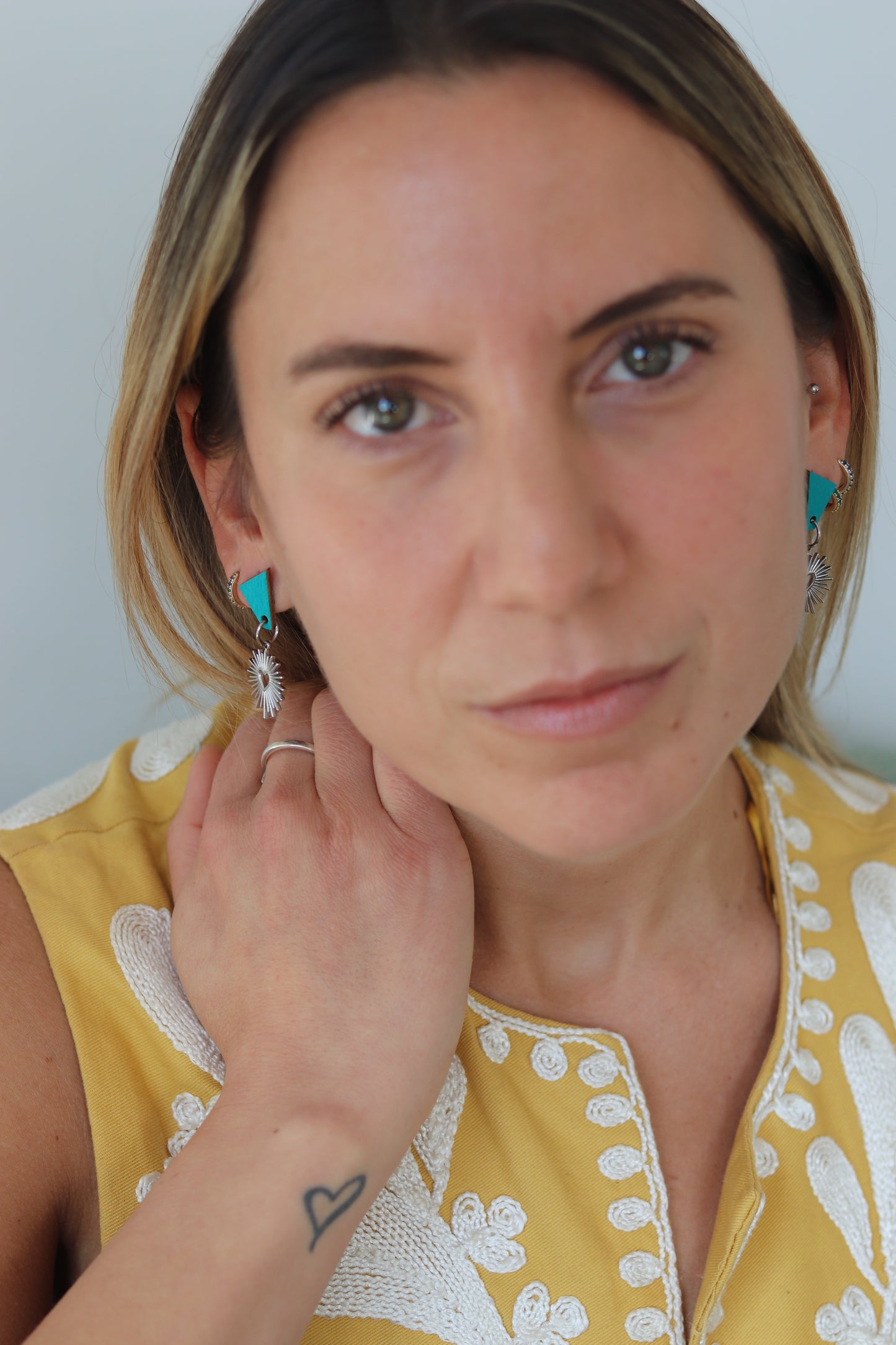 SUNNY HEART EARRINGS