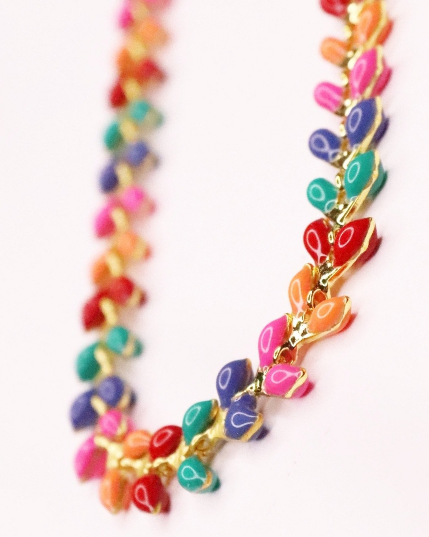 MULTICOLOUR CROWN NECKLACE