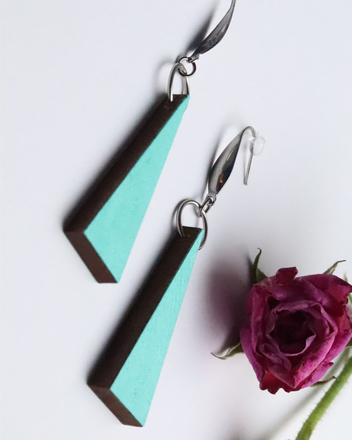 MINT TRIANGLE EARRINGS