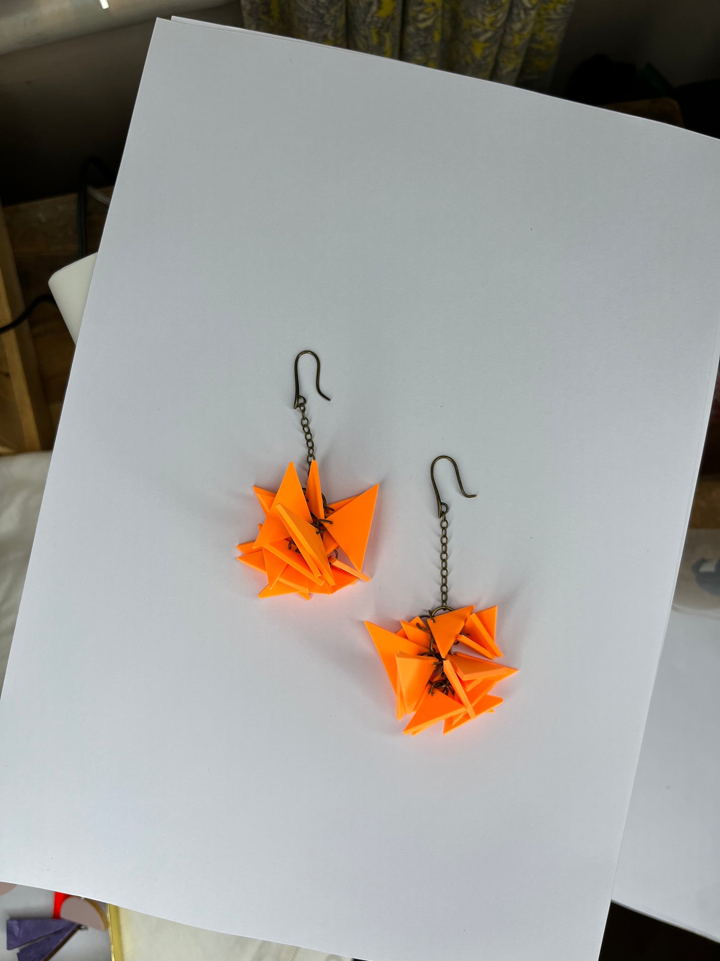 NEON BUNCH EARRINGS