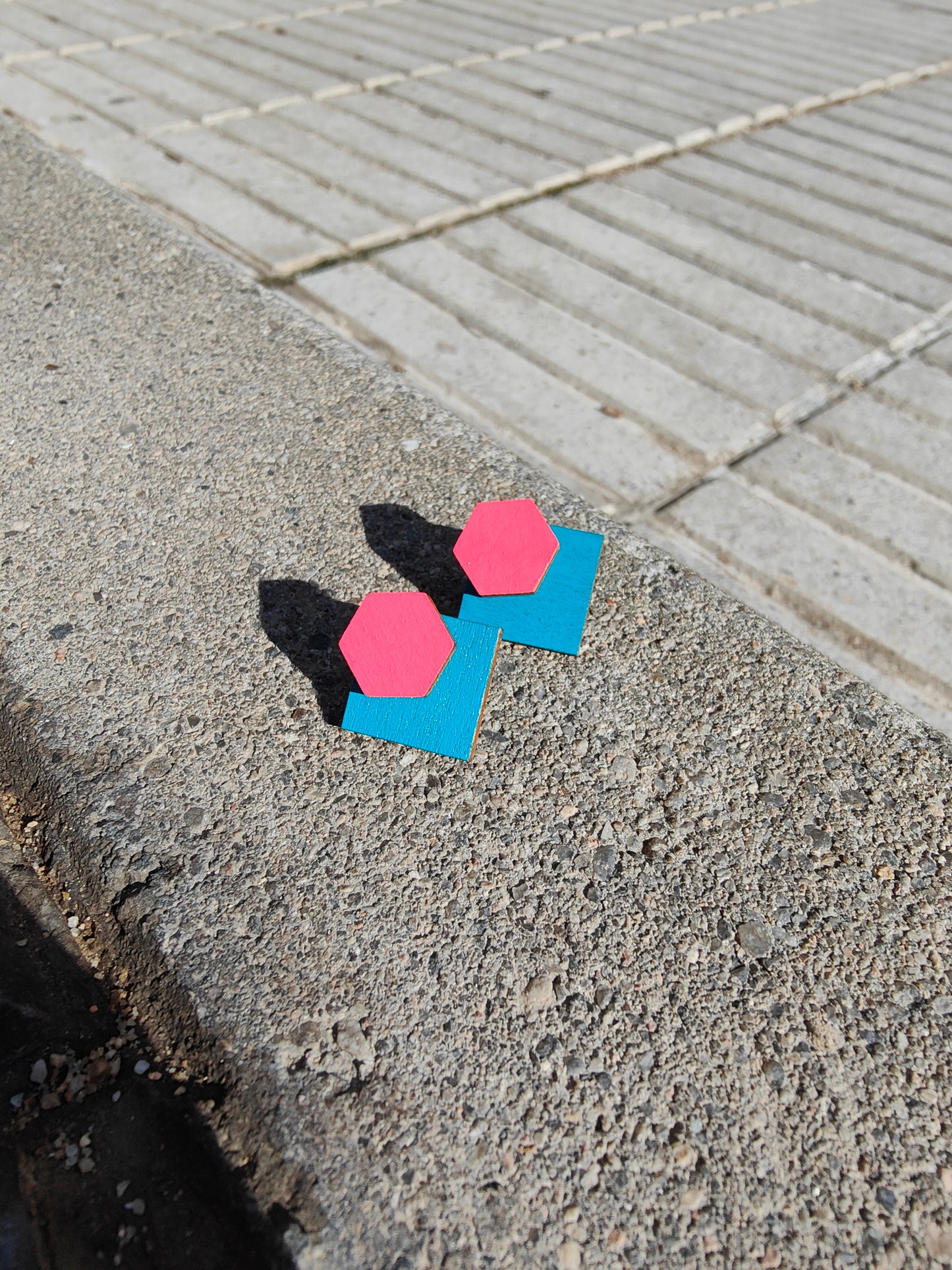 DIAMOND POP STUDS