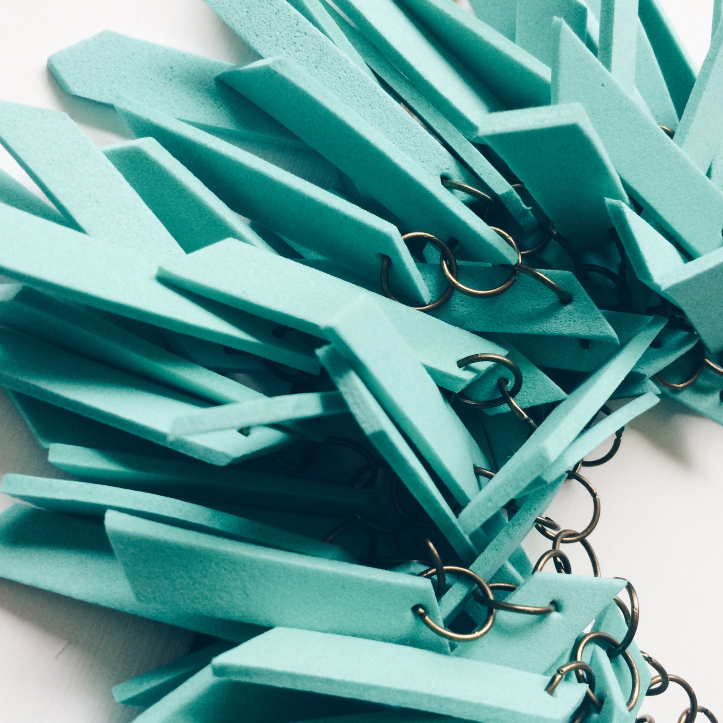 TURQUOISE WATERFALL EXTREMELY LIGHT WEIGHT NECKLACE
