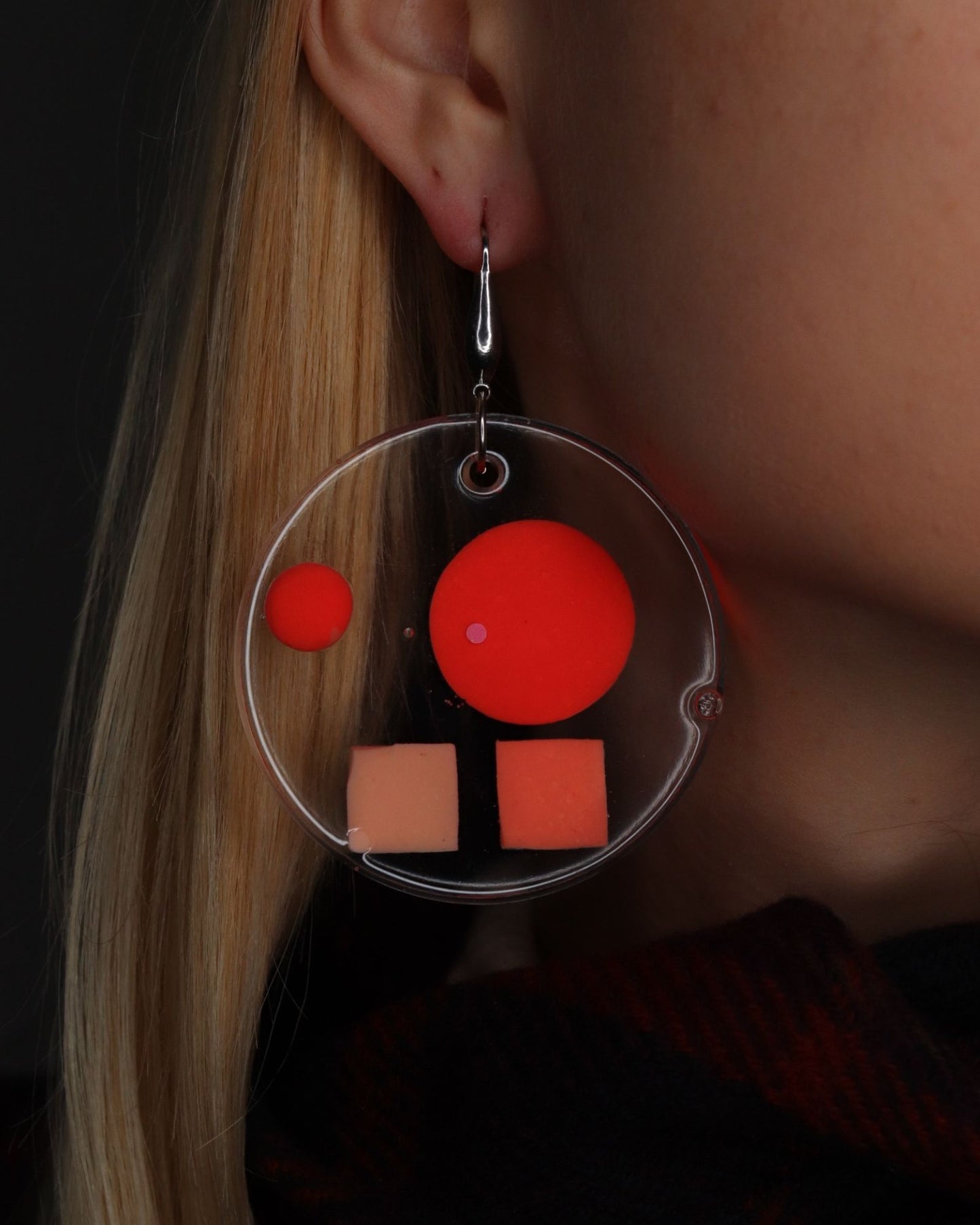 TOO POP EARRINGS