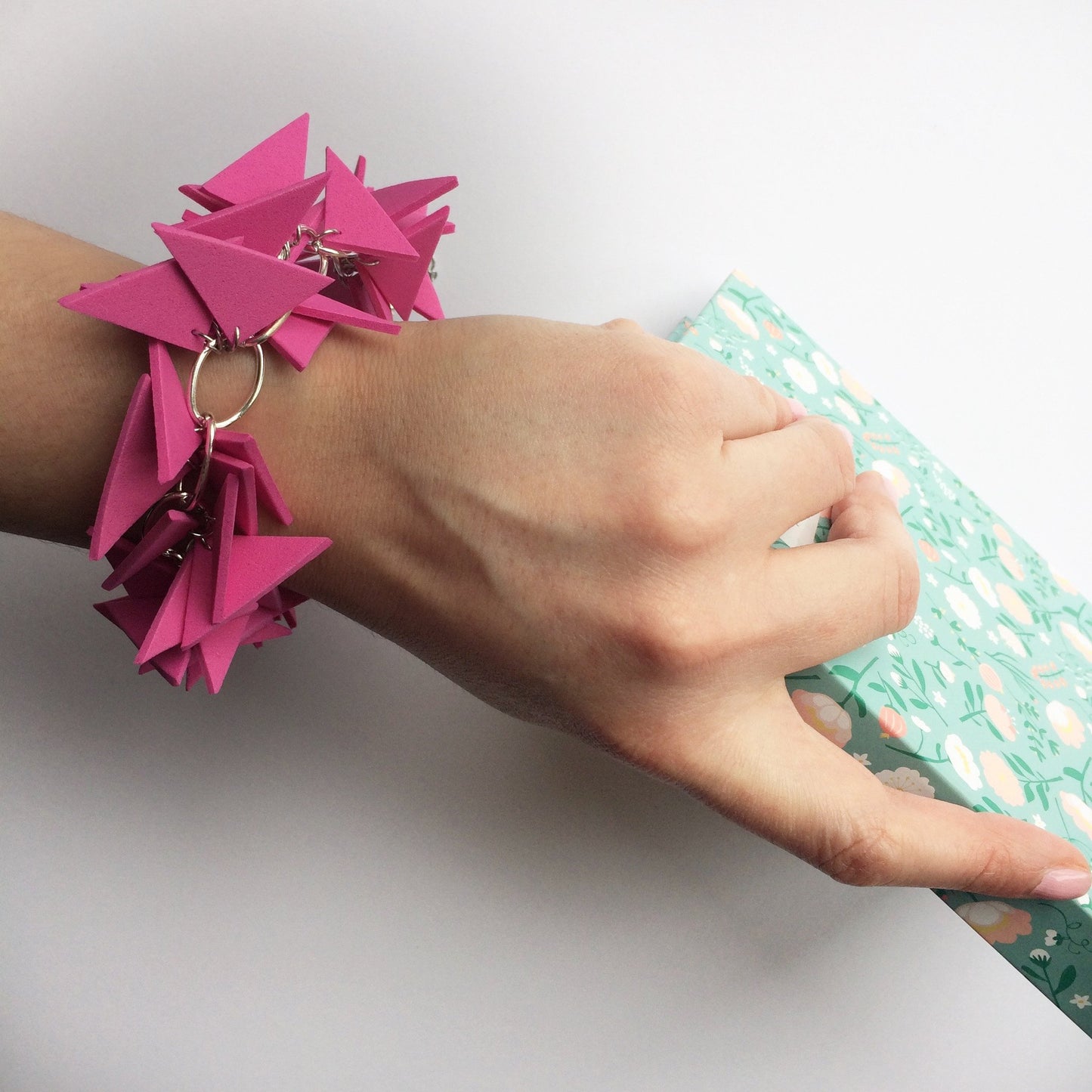 PINK TRIANGLES BRACELET