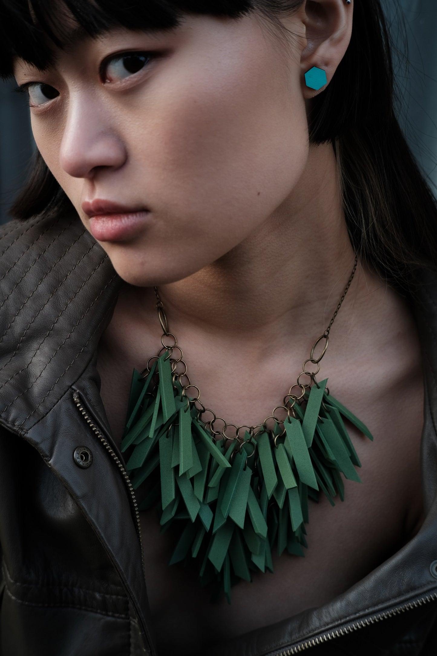 GREEN WATERFALL EXTREMELY LIGHT WEIGHT NECKLACE