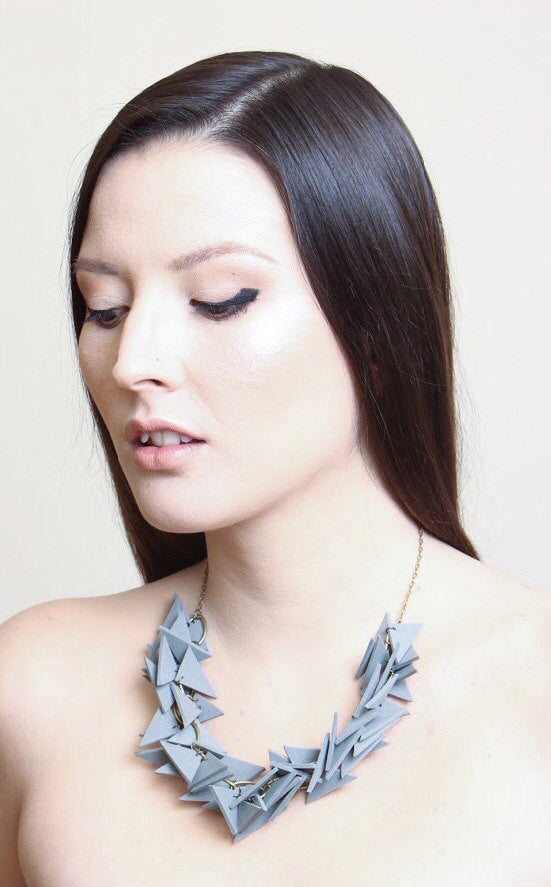 GREY TRIANGLES SOFT NECKLACE