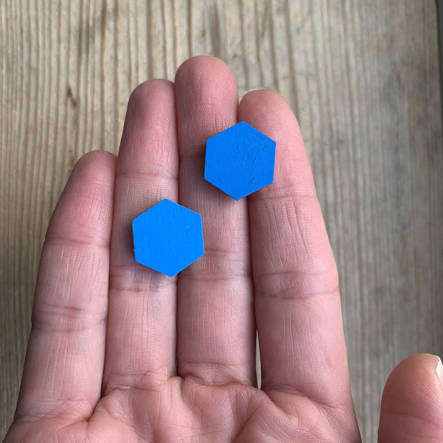 PINK MEDIUM STUDS