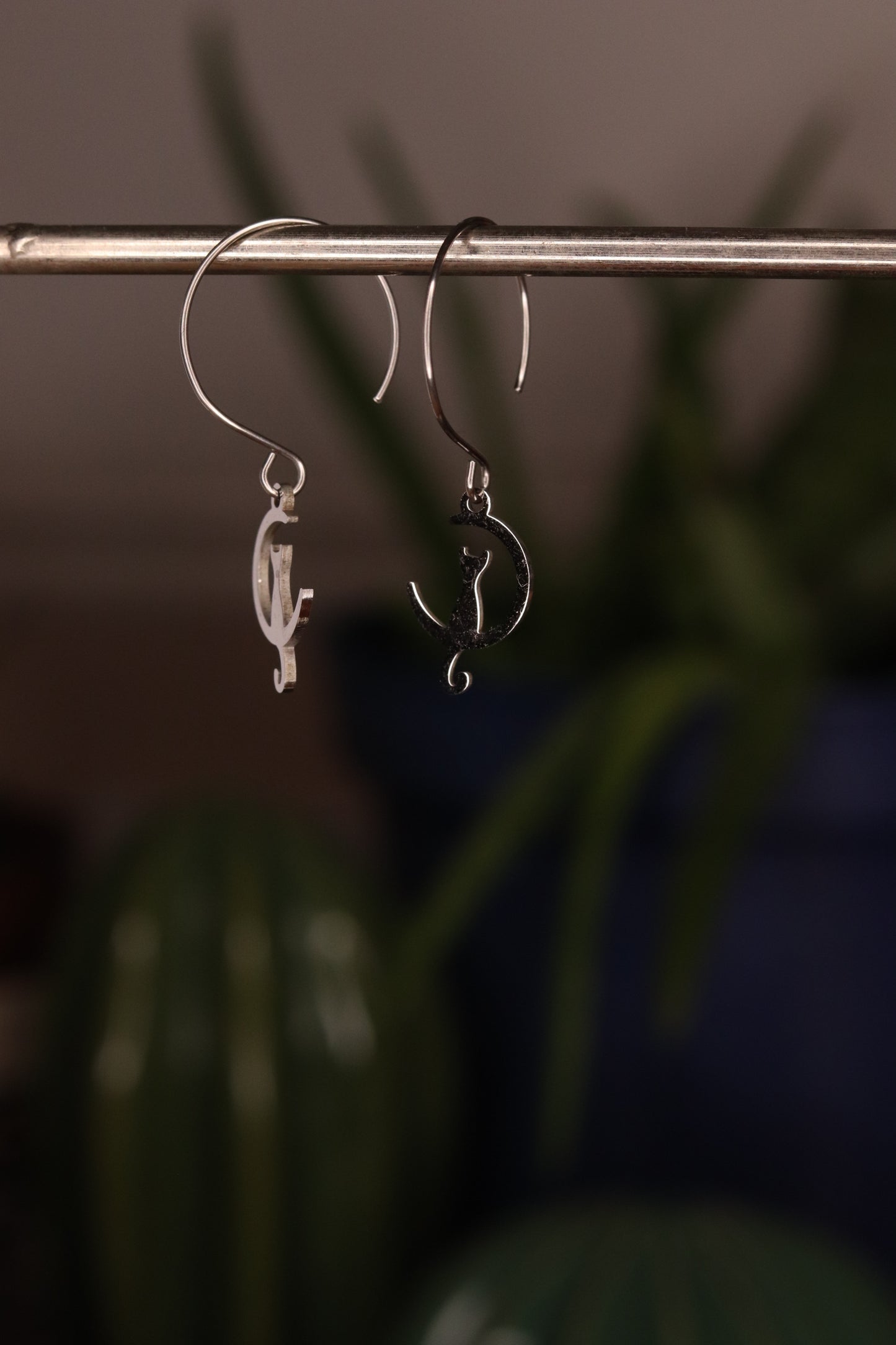 THERE WAS A CAT EARRINGS