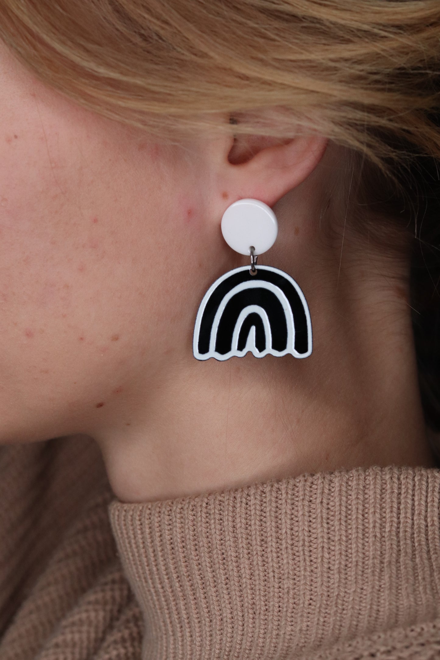 THE RAINBOW EARRINGS