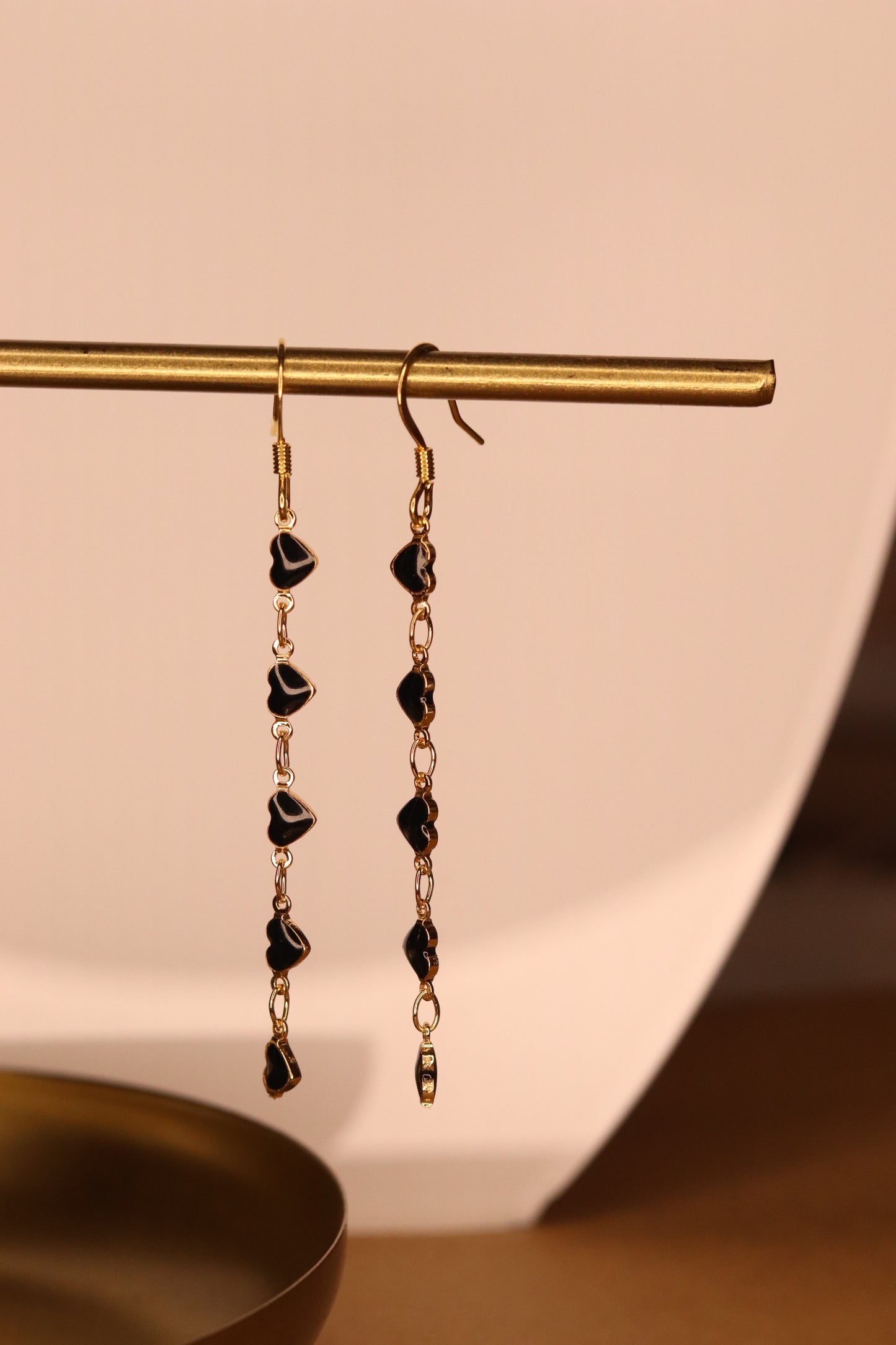 DARK LOVE EARRINGS