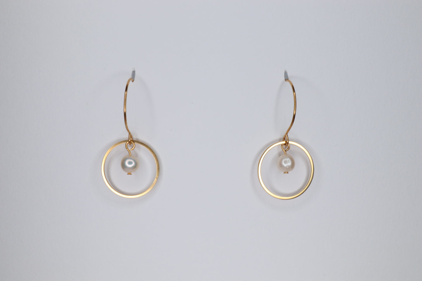 INSIDE PEARL EARRINGS