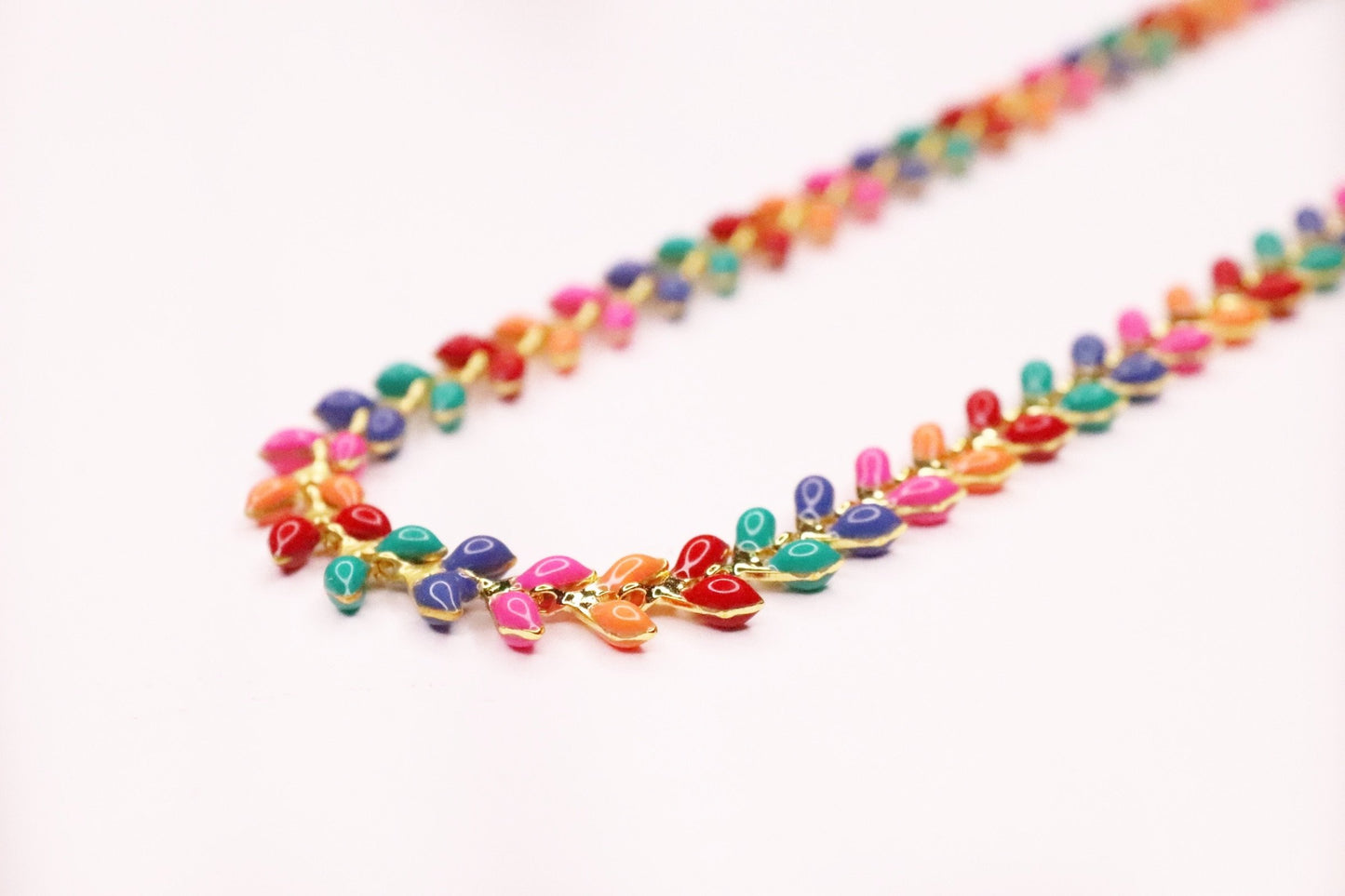 MULTICOLOUR CROWN NECKLACE