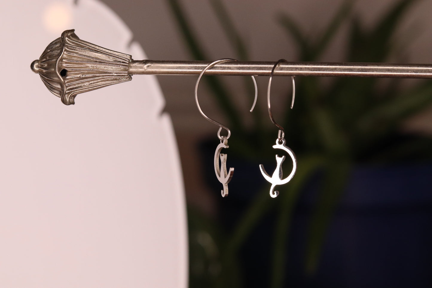 THERE WAS A CAT EARRINGS