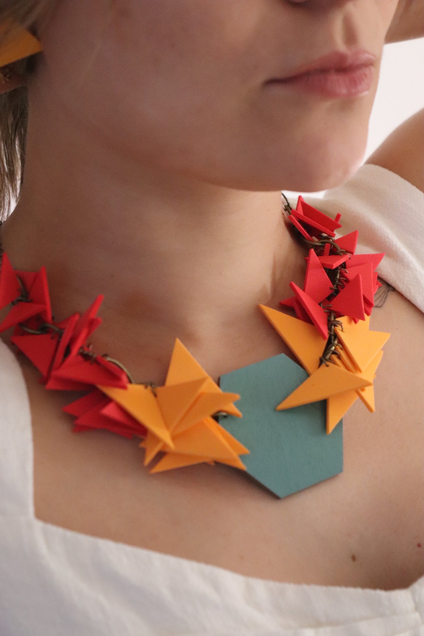 MEDITERRANEAN SOFT NECKLACE