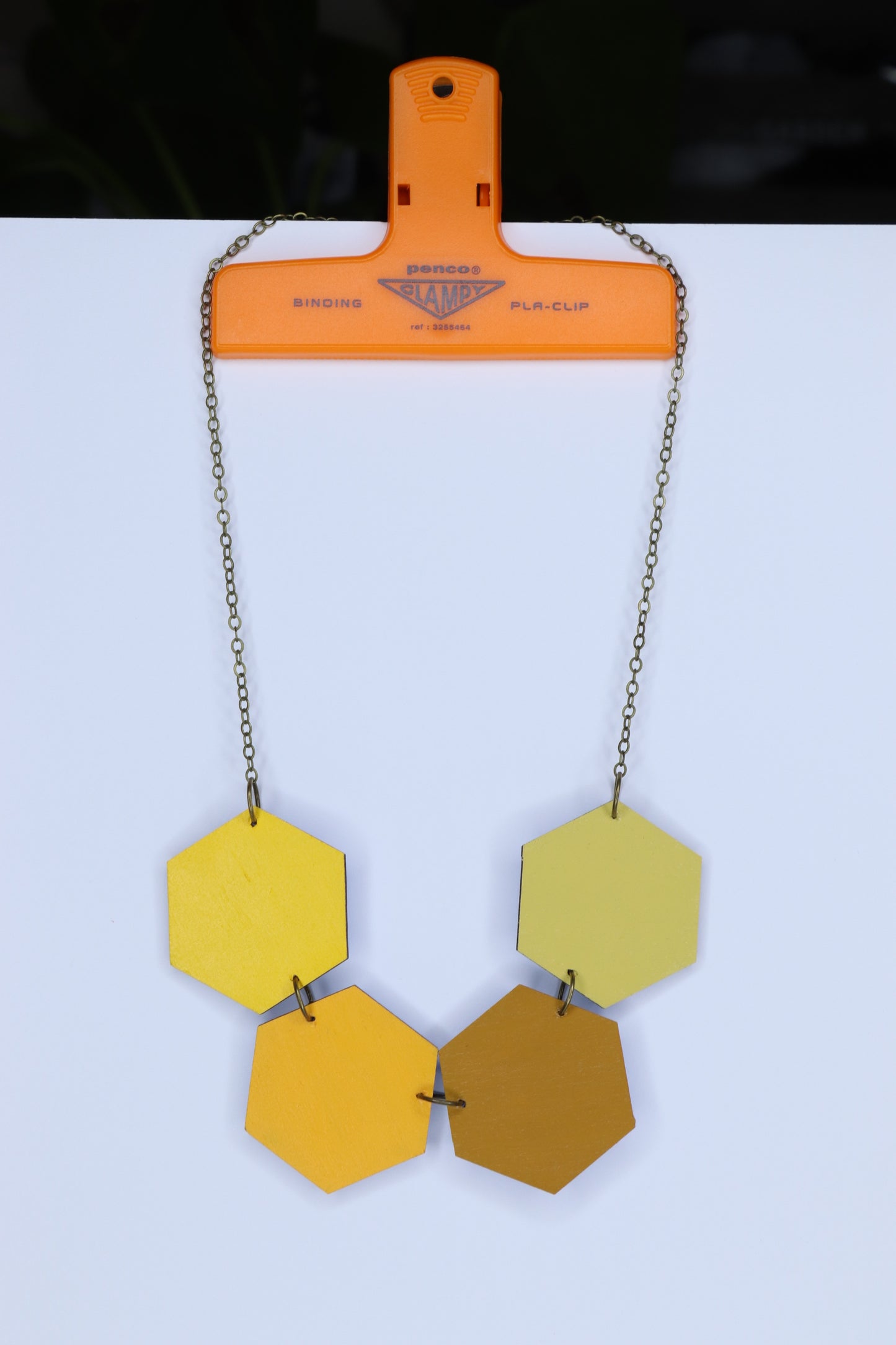 SHADES OF YELLOW REVERSIBLE NECKLACE