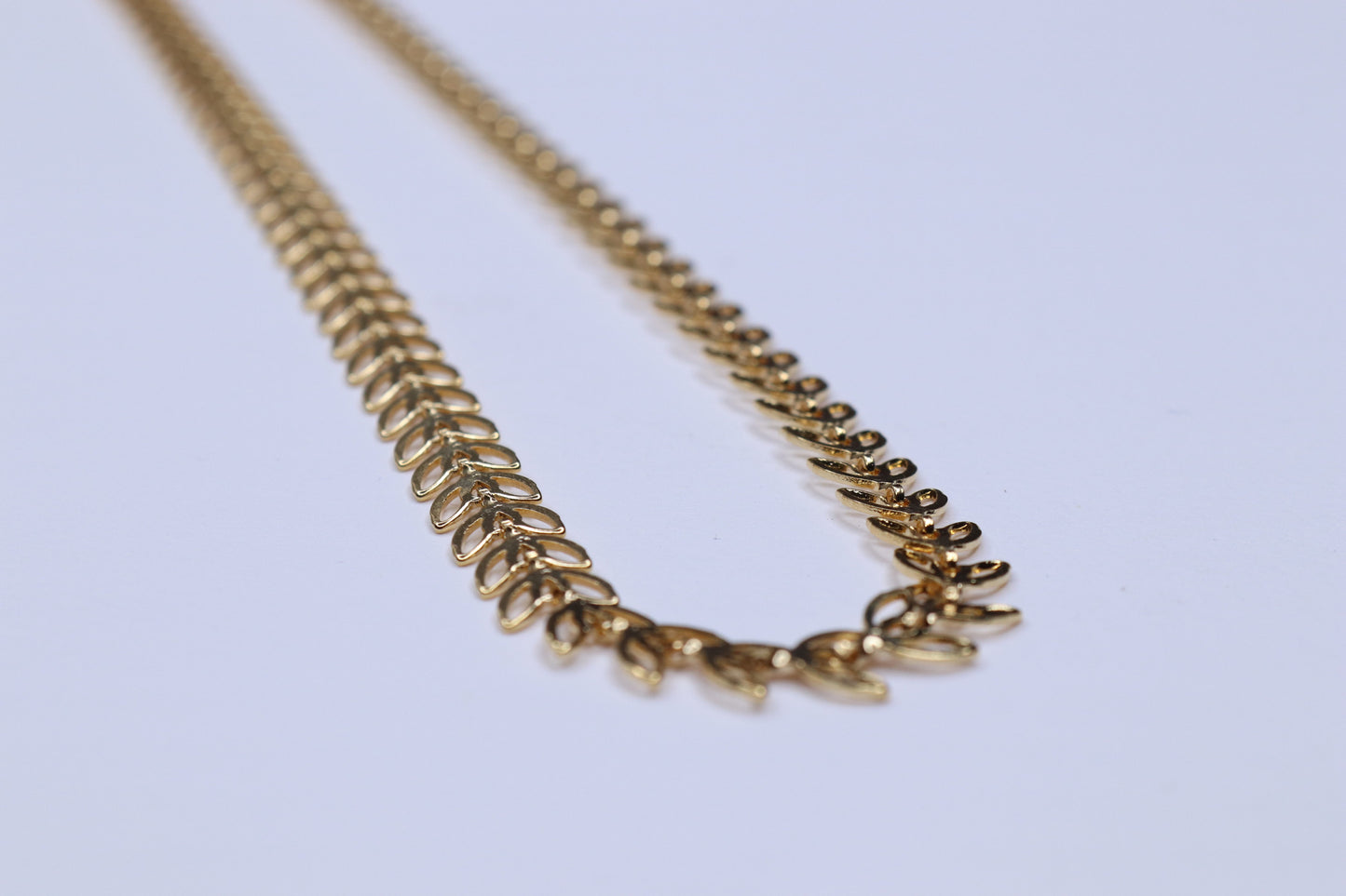 GOLDEN CROWN NECKLACE