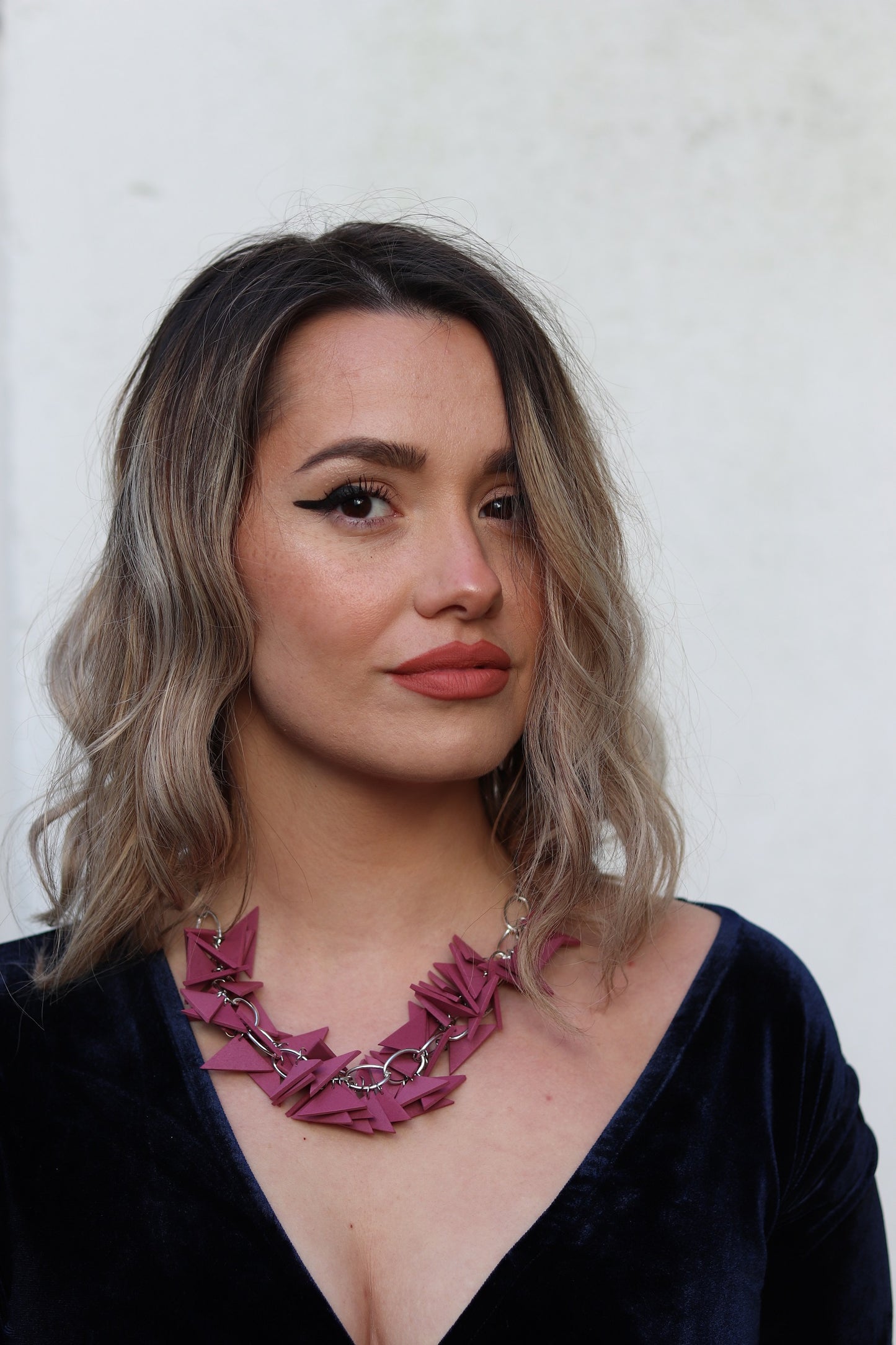 PLUM TRIANGLES SOFT NECKLACE
