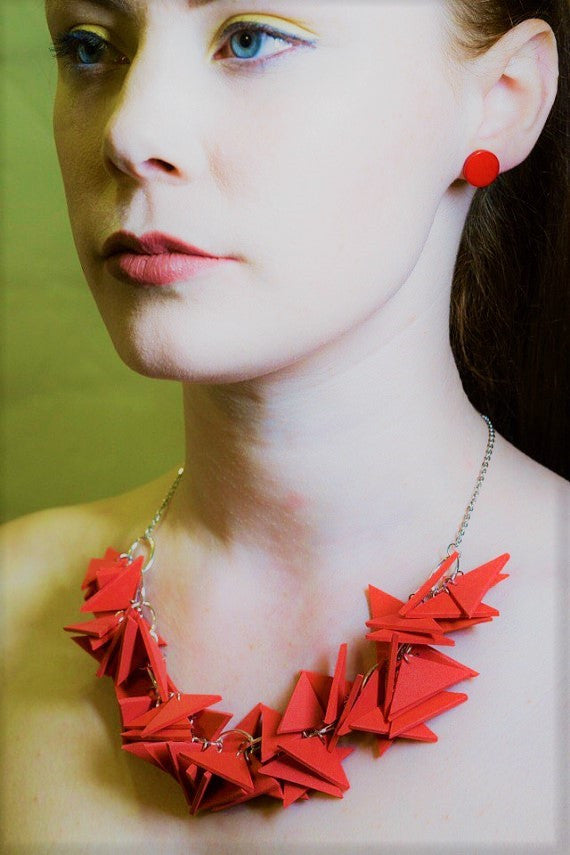 RED TRIANGLES SOFT NECKLACE