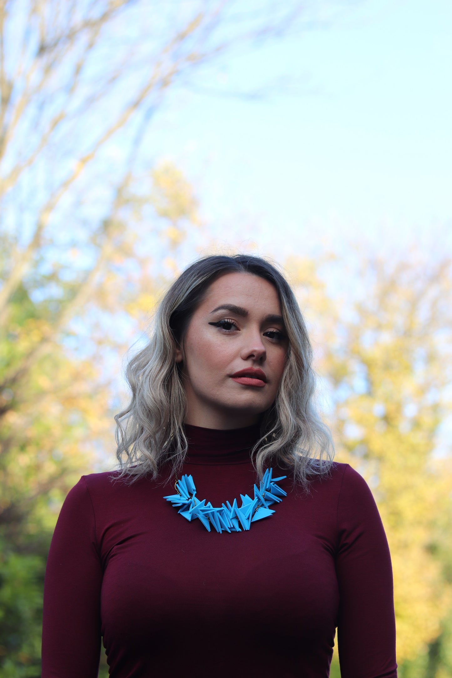 BLUE TRIANGLES SOFT NECKLACE