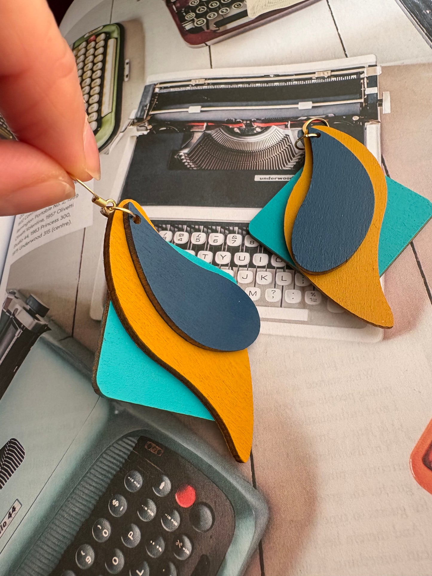 LEXI EARRINGS