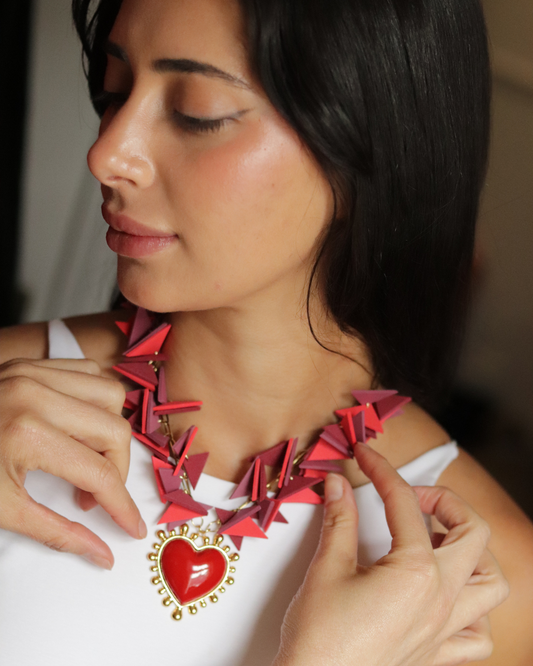 MIGHT BREAK YOUR HEART SOFT NECKLACE