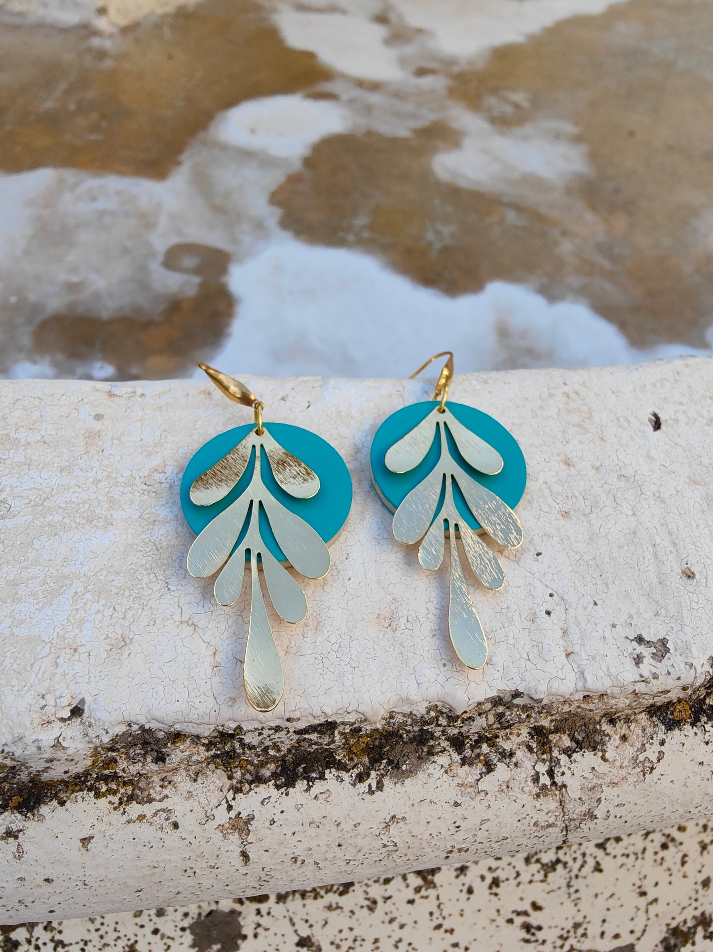 SLEEK TURQUOISE EARRINGS