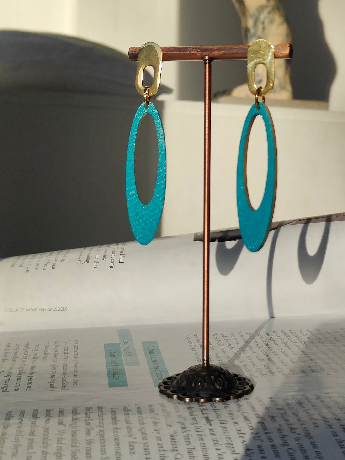 BRIGHT TURQUOISE EARRINGS