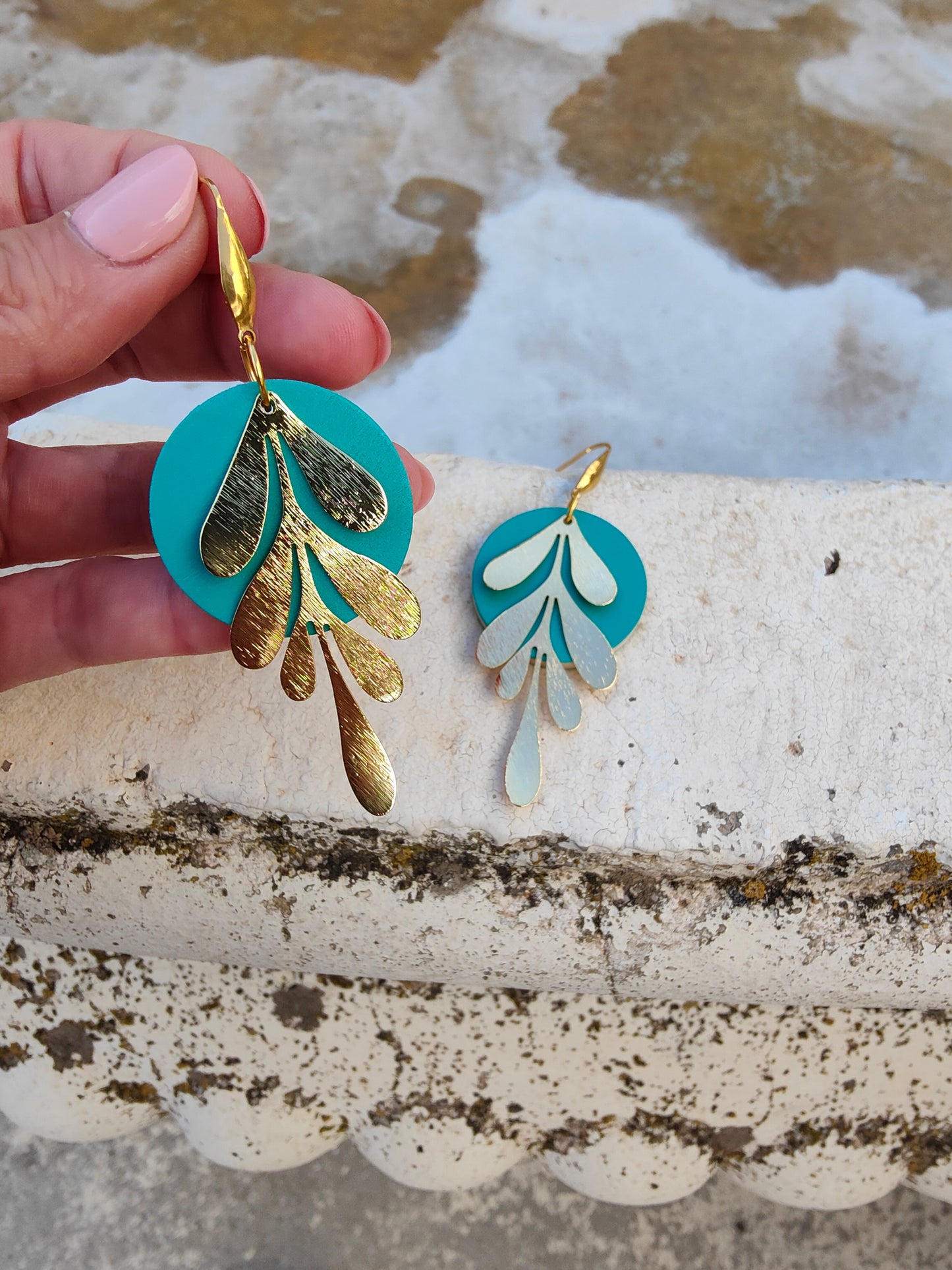 SLEEK TURQUOISE EARRINGS