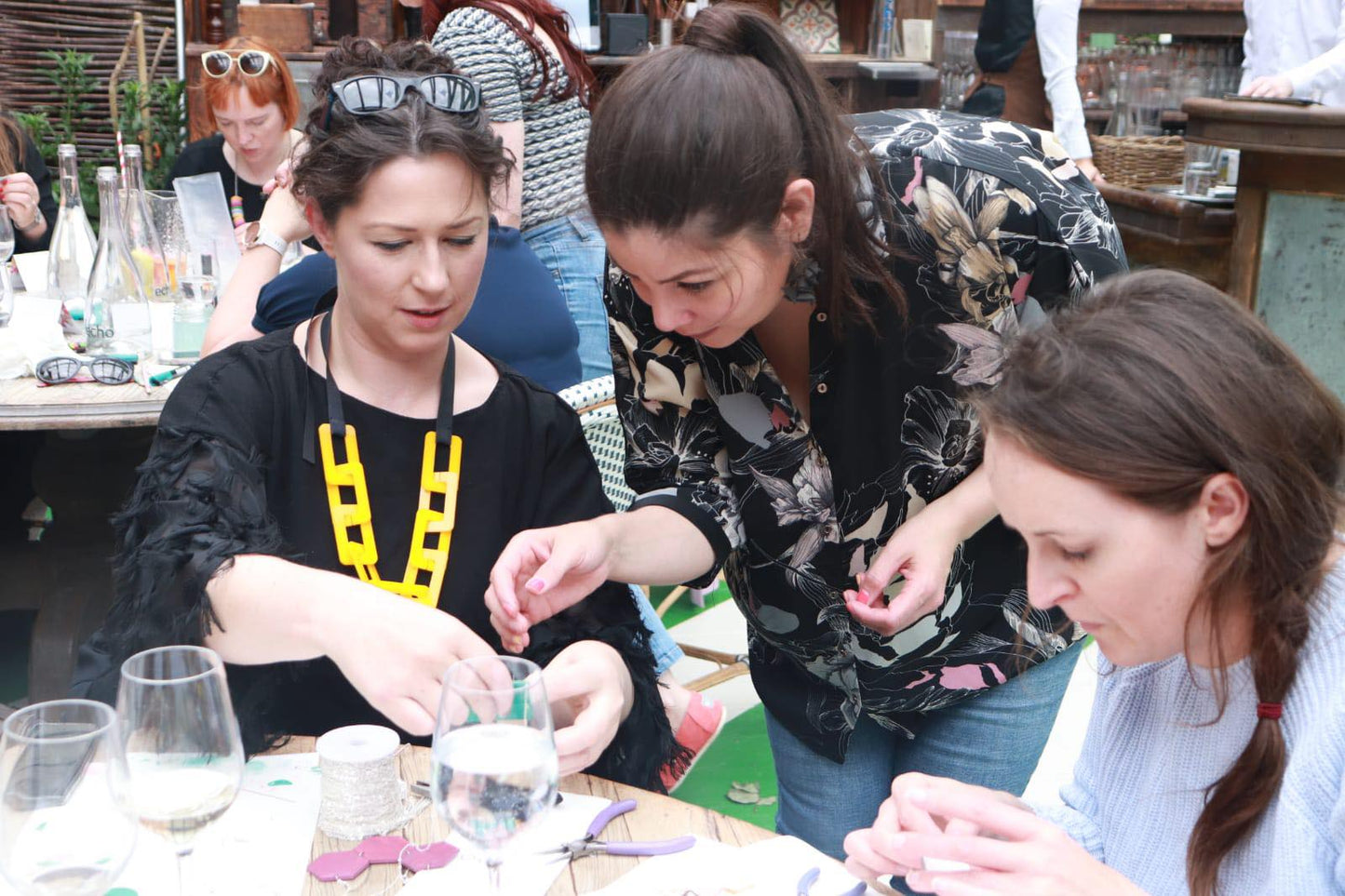 90'S INSPIRED BEADED NECKLACE WORKSHOP