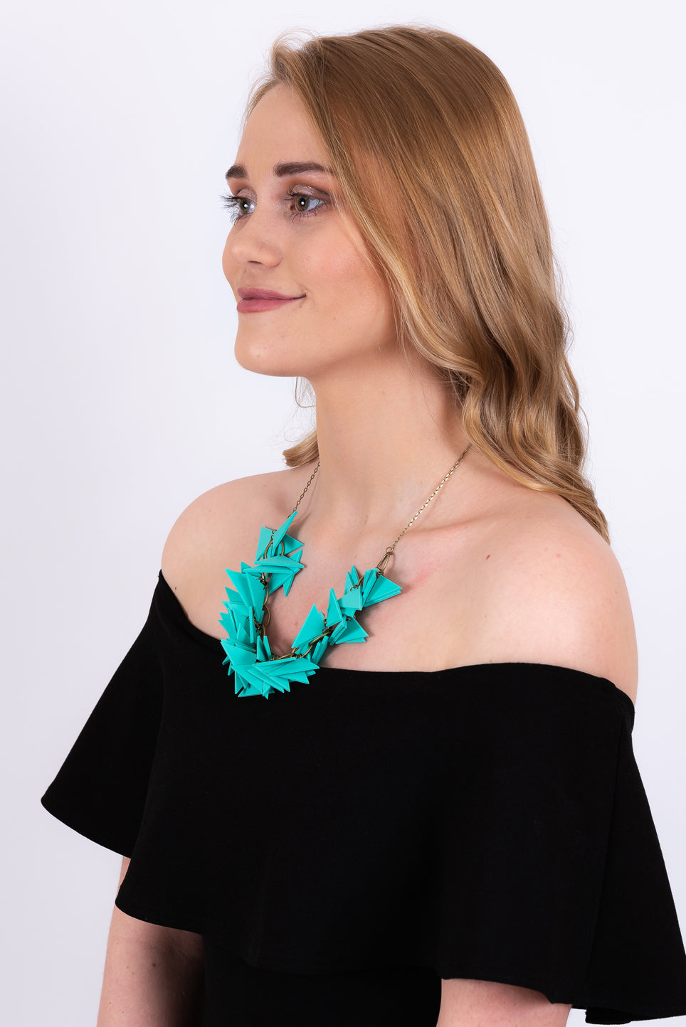 TURQUOISE TRIANGLES SOFT NECKLACE
