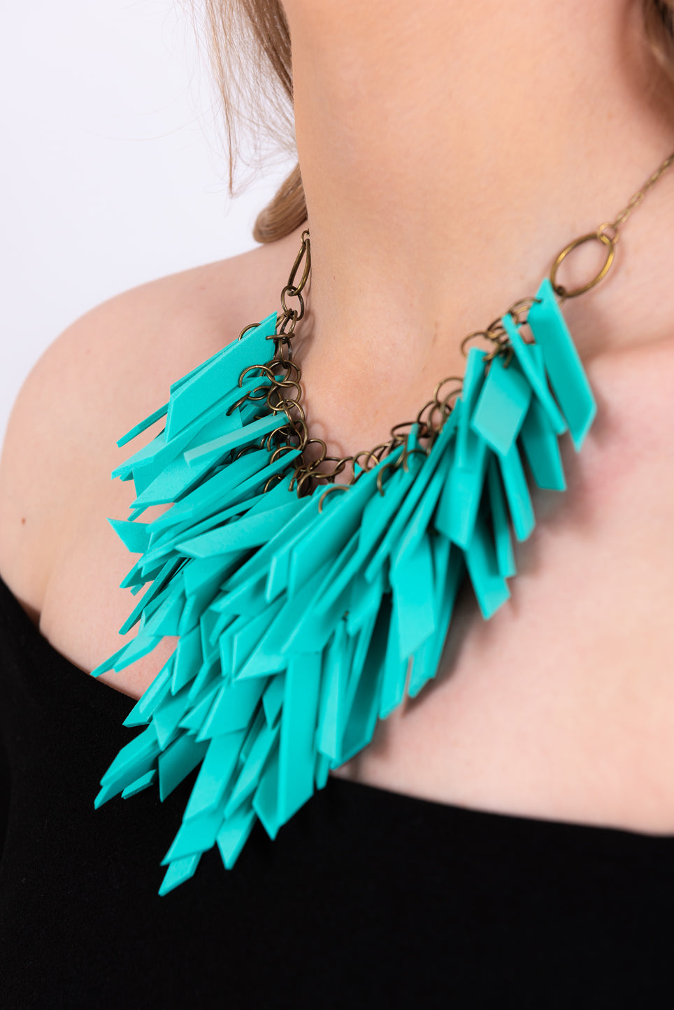 TURQUOISE WATERFALL EXTREMELY LIGHT WEIGHT NECKLACE