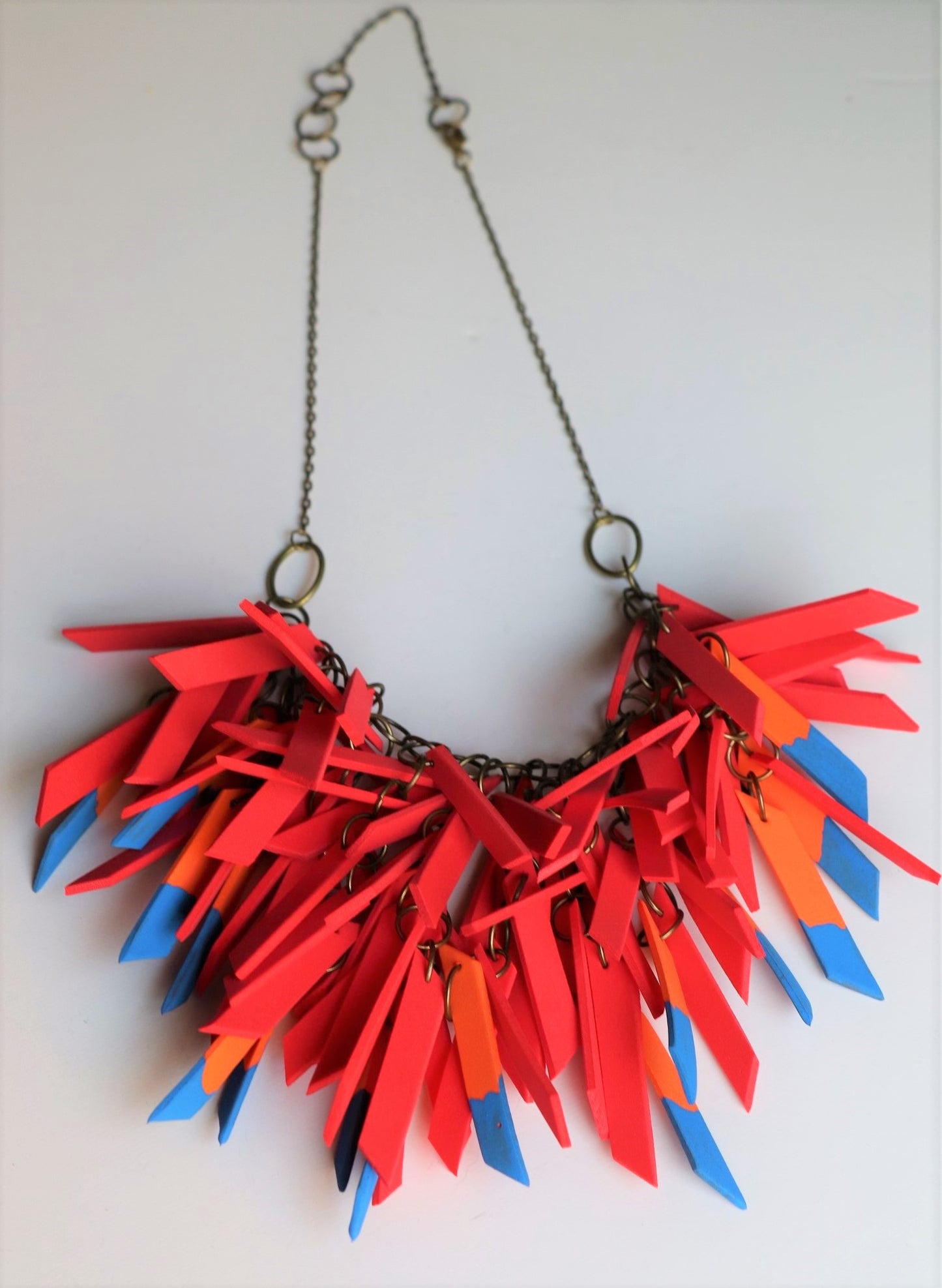MACAW EXTREMELY LIGHT WEIGHT NECKLACE