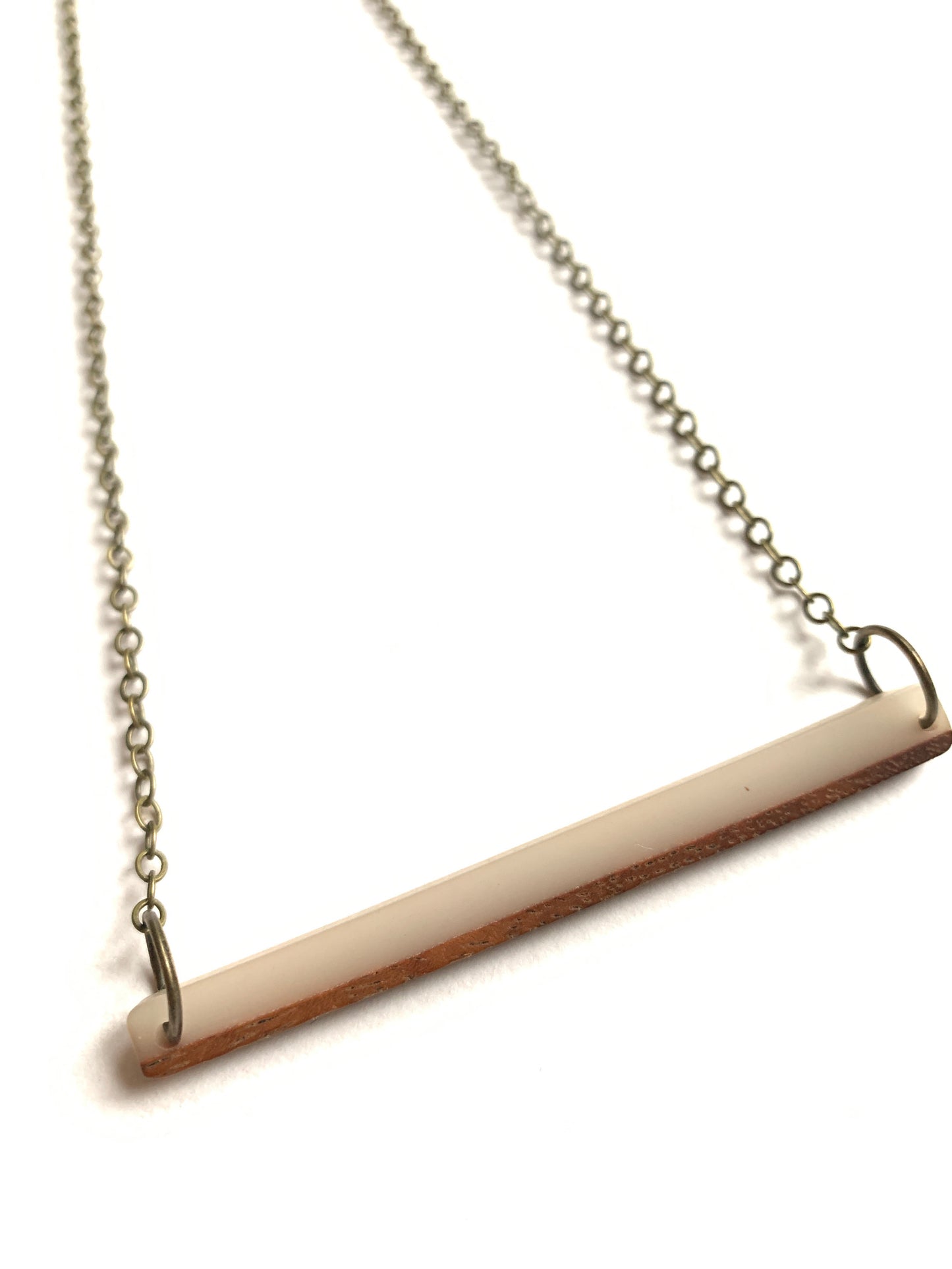 THE LONG BAR NECKLACE